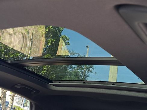 Certified 2023 Audi Q5 2.0T Premium Plus w/ Premium Plus Package image 16