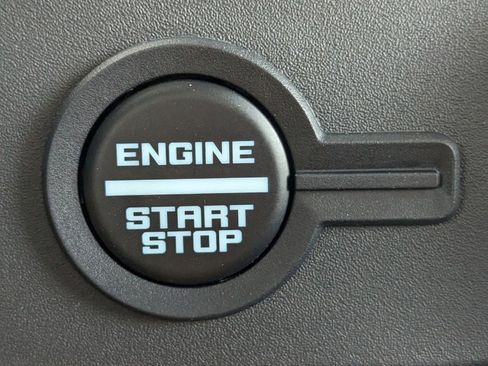 New 2025 Ford Bronco Badlands image 30