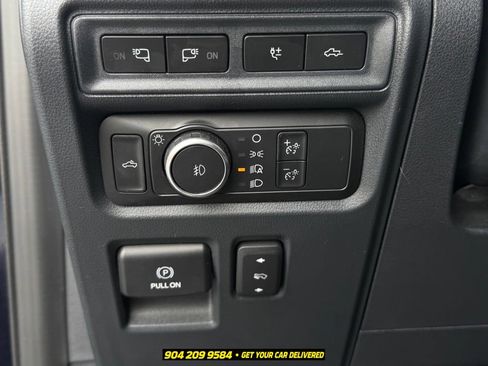 Used 2022 Ford F150 Raptor w/ Raptor 37 Performance Package AWD/4WD image 18