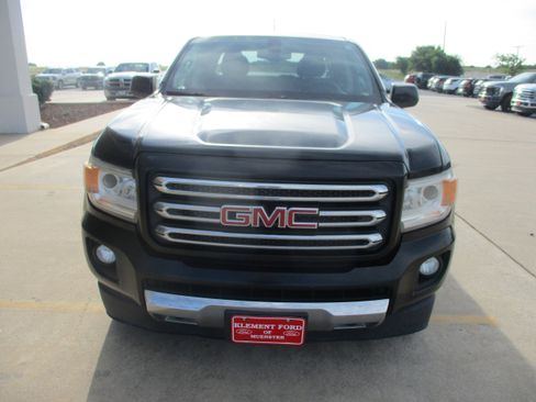 Used 2015 GMC Canyon SLE AWD/4WD image 14
