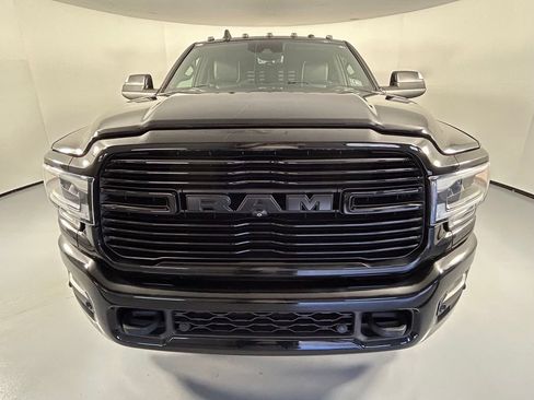 Used 2022 RAM 3500 Laramie AWD/4WD image 3