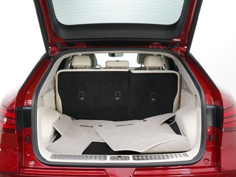 Used 2023 Genesis GV60 Advanced AWD/4WD image 16