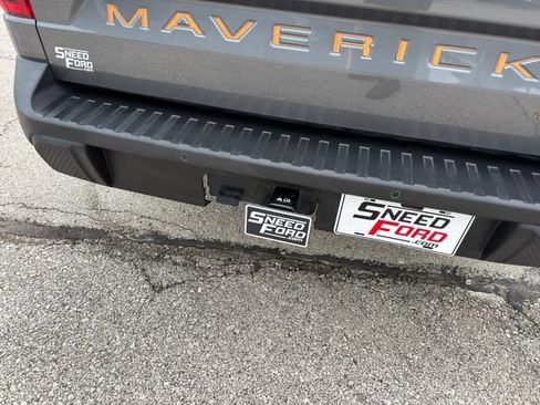 Used 2025 Ford Maverick Tremor AWD/4WD image 12