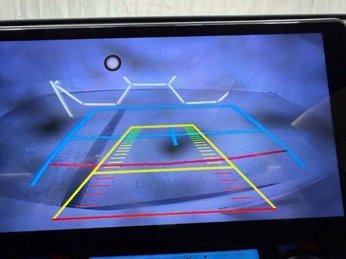 Used 2015 Toyota RAV4 Limited image 18