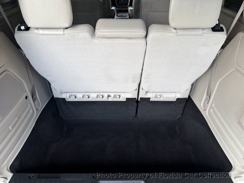 Used 2013 Chrysler Town & Country Limited w/ Luxury Group FWD image 86