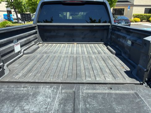Used 2017 Honda Ridgeline RTL-T image 9