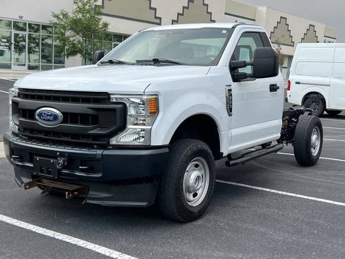 Used 2020 Ford F350 XL w/ Snow Plow Prep Package AWD/4WD image 7