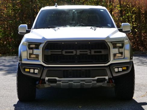 Used 2019 Ford F150 Raptor w/ Equipment Group 802A Luxury image 5