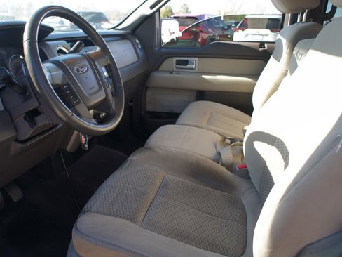 Used 2010 Ford F150 XLT image 9