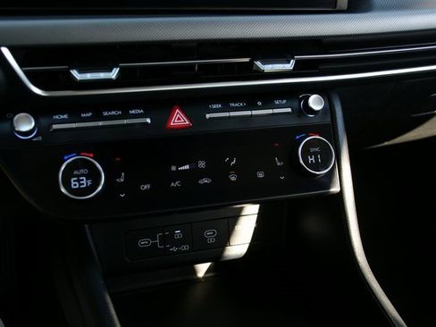 Used 2024 Hyundai Sonata SEL image 19