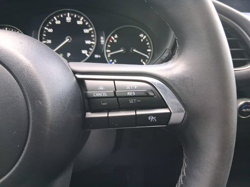 Used 2024 MAZDA MAZDA3 s FWD image 23