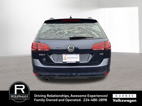 Used 2016 Volkswagen Golf Limited Edition image 7