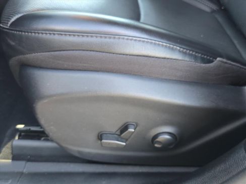 Used 2023 Jeep Cherokee Altitude Lux w/ Lux Elite Package image 14