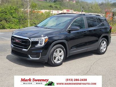 Used 2022 GMC Terrain SLE w/ Driver Convenience Package