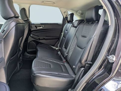 Used 2024 Ford Edge Titanium AWD/4WD image 15