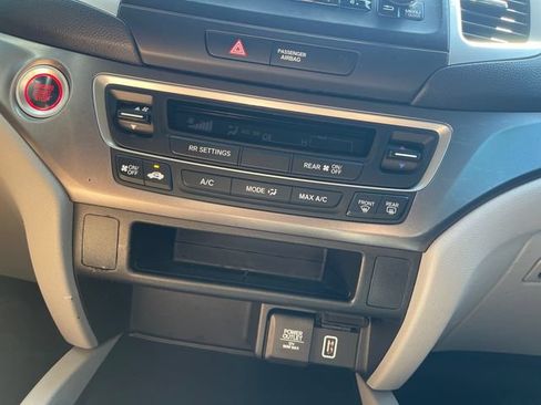 Used 2019 Honda Pilot LX image 21