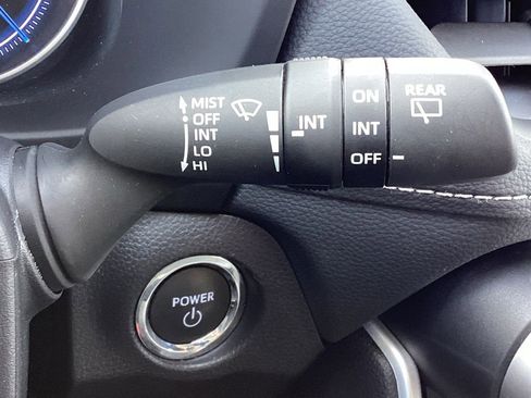 Used 2025 Toyota RAV4 XLE image 24