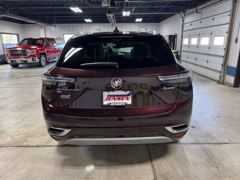 Certified 2022 Buick Envision Avenir w/ Technology Package II image 5