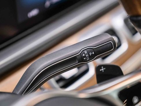 Certified 2023 Mercedes-Benz GLS 450 4MATIC image 18