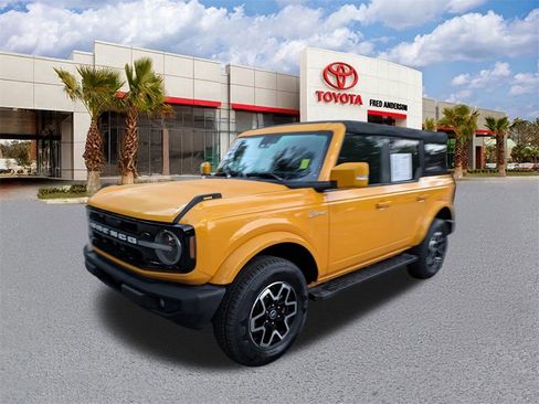 Used 2022 Ford Bronco Outer Banks image 8