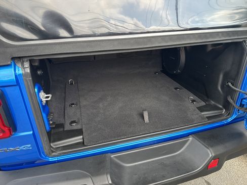 Certified 2022 Jeep Wrangler Unlimited Rubicon 4xe w/ Steel Bumper Group image 48