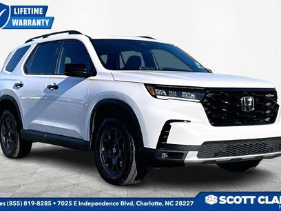 Certified 2025 Honda Pilot TrailSport