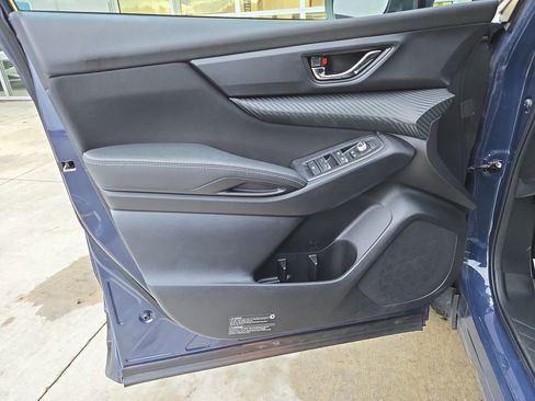 Certified 2025 Subaru Ascent Premium image 12