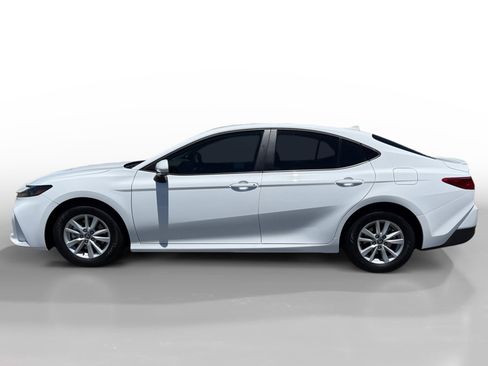 Used 2026 Toyota Camry LE FWD image 2