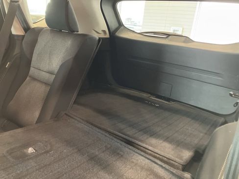 Used 2025 Nissan Rogue SV image 24