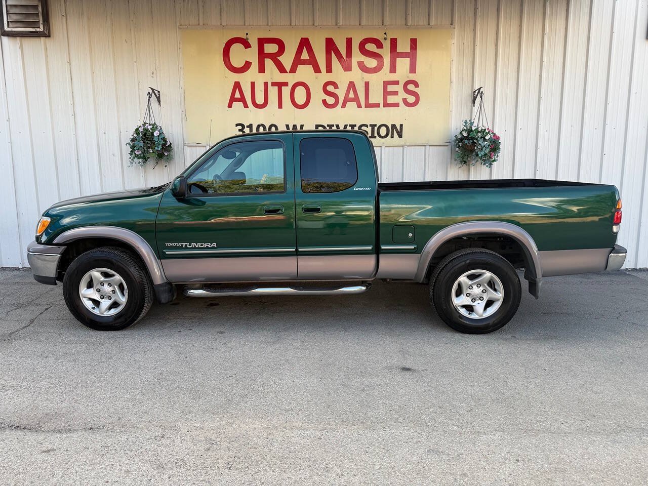 Used 2000 Toyota Tundra Limited RWD image 3
