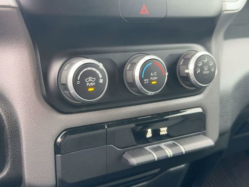 Used 2022 RAM 1500 Lone Star image 25