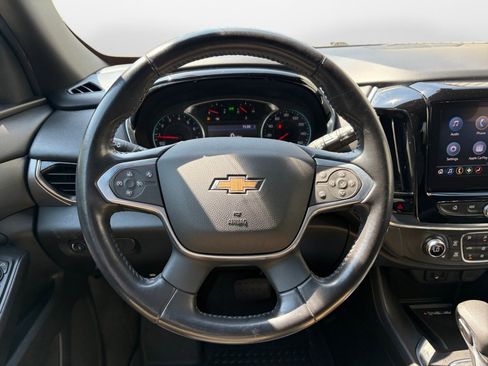 Used 2022 Chevrolet Traverse LT AWD/4WD image 13