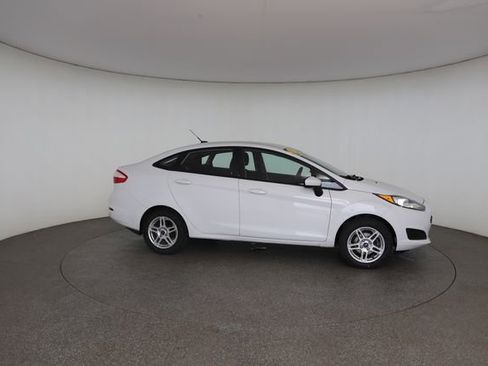 Used 2019 Ford Fiesta SE FWD image 24