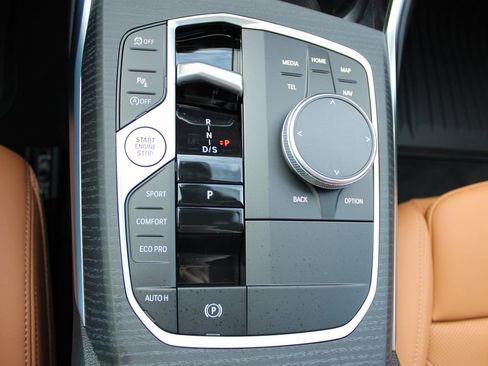 New 2026 BMW 330i xDrive Sedan w/ M Sport Package image 31