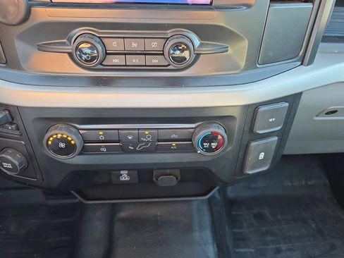 Used 2022 Ford F150 XL w/ Trailer Tow Package RWD image 26