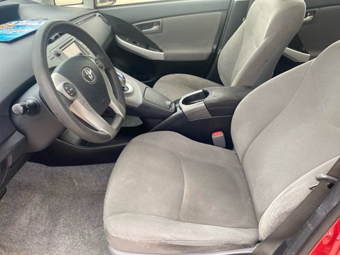 Used 2015 Toyota Prius Two FWD image 34