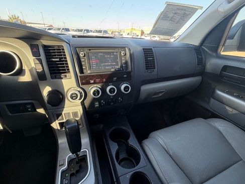 Used 2015 Toyota Sequoia SR5 w/ Premium Package RWD image 11