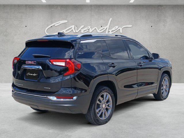 Used 2024 GMC Terrain SLT AWD/4WD image 17