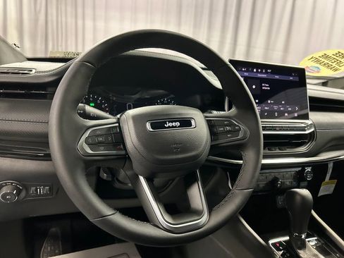 New 2026 Jeep Compass Limited image 13