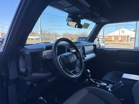 Used 2023 Ford Bronco 4-Door image 10