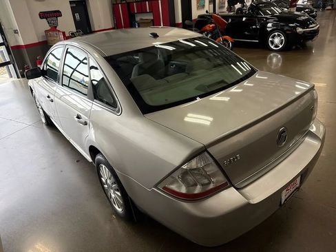 Used 2008 Mercury Sable AWD Sedan image 19