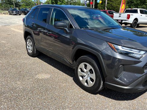 Used 2023 Toyota RAV4 LE image 5