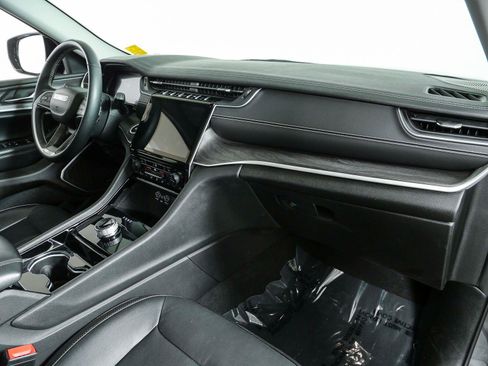 Used 2022 Jeep Grand Cherokee Limited RWD image 25