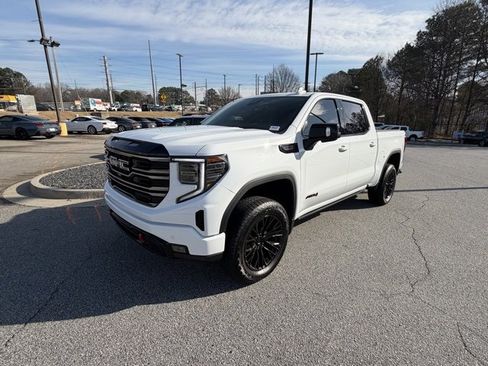 Used 2025 GMC Sierra 1500 AT4 w/ Technology Package image 4