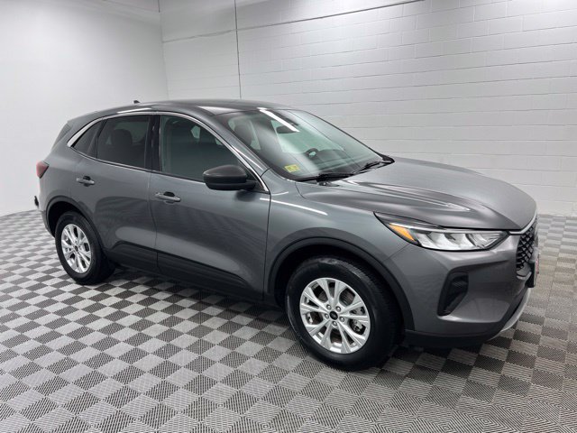 Used 2024 Ford Escape Active w/ Tech Pack #1 AWD/4WD image 4