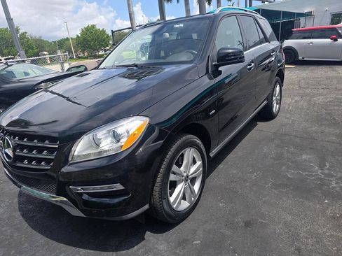 Used 2012 Mercedes-Benz ML 350 4MATIC image 3