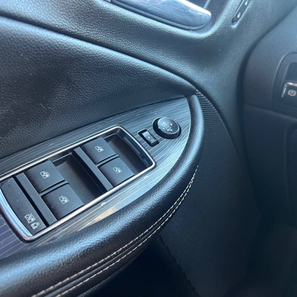 Used 2020 Chevrolet Impala LT FWD image 19