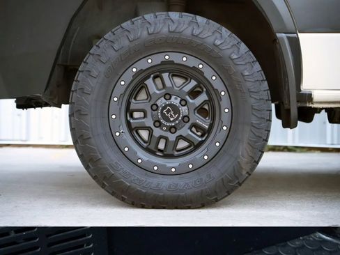 Used 2019 Mercedes-Benz Sprinter 2500 w/ Premium Plus Package image 80