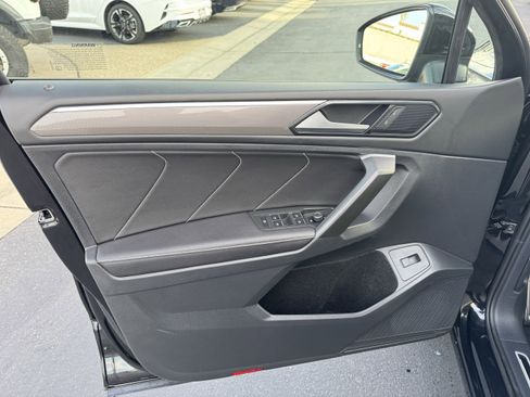 Certified 2024 Volkswagen Tiguan SE R-Line image 14