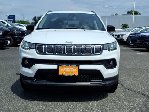 Used 2022 Jeep Compass Latitude AWD/4WD image 2